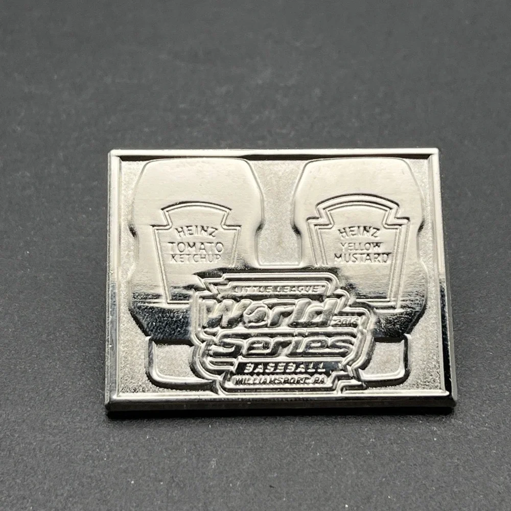 Little League Baseball‎ World Series 2016 Heinz Ketchup Mustard Lapel Hat Pin
